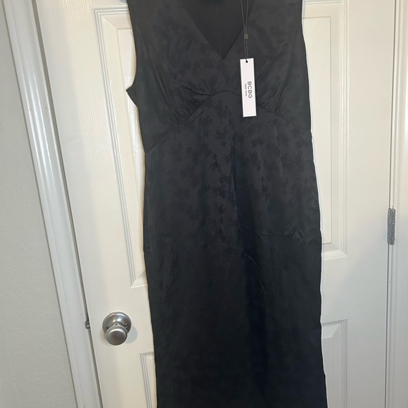 BCBG Black Sheath Midi Dress V-Neck Sleeveless - Picture 1 of 6